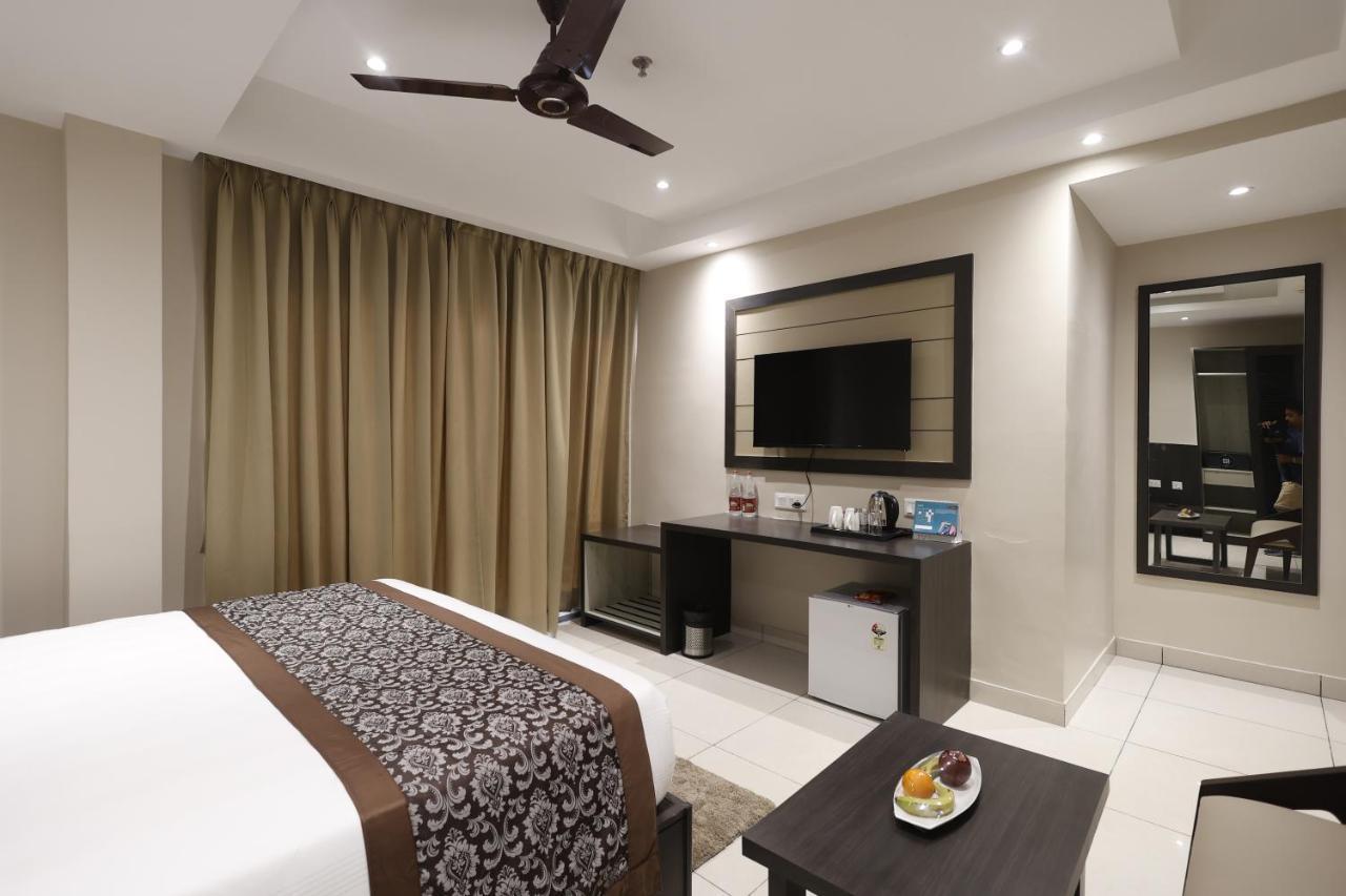 Pride Biznotel Canopus, Digha 迪卡 外观 照片